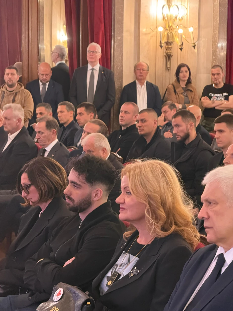 Nataša, sestra Duška Vujoševića