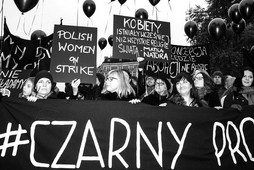 czarny protest