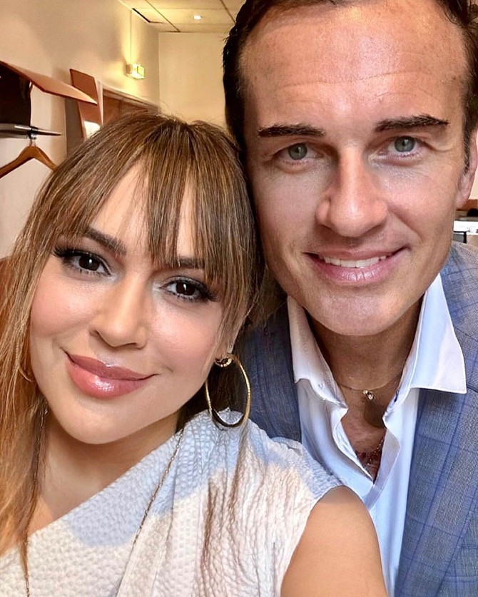 Džulijan Mekman i Alisa Milano