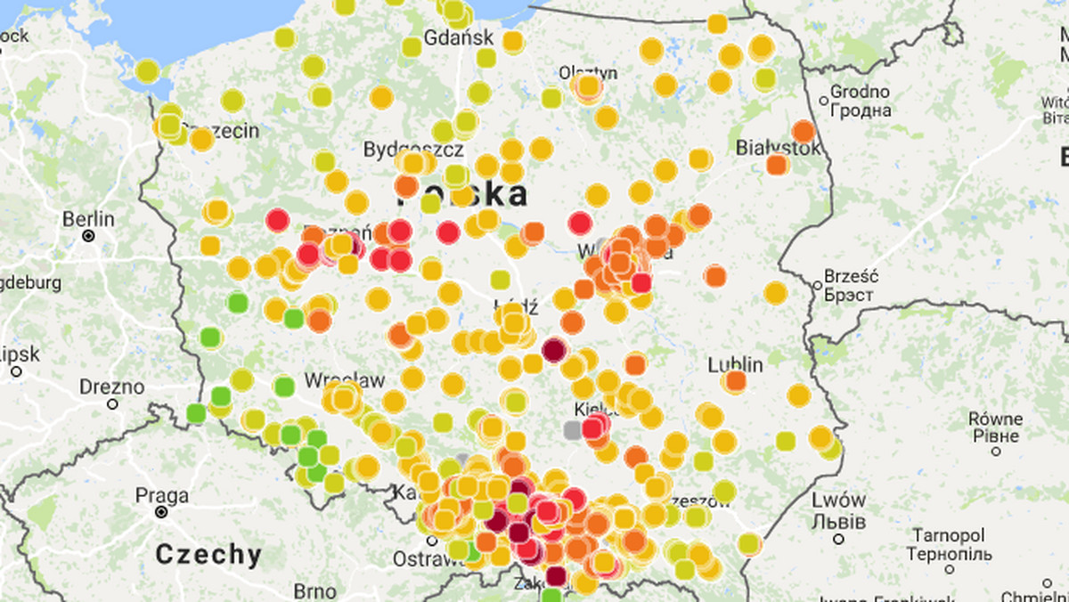 Smog nad Polską. Pomimo poprawy pogody 8 marca w wielu miastach zanieczyszczenie powietrza jest na wysokim poziomie. Najgorzej jest w Małopolsce, Mazowszu oraz Wielkopolsce. Złe warunki panują również na wschodzie kraju.