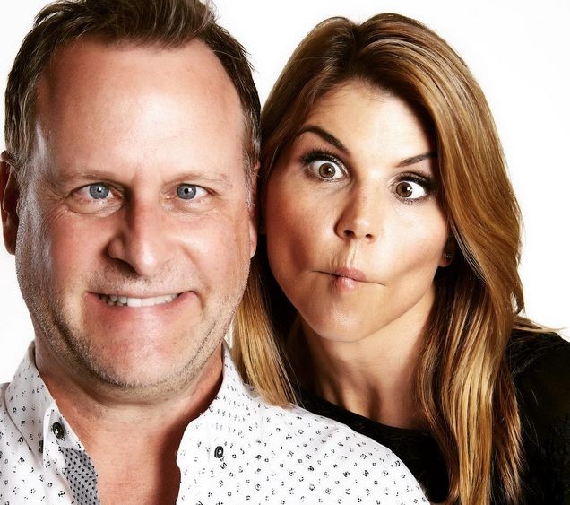 Dave Coulier, Lori Loughlin na planie "Pełniejszej chaty"