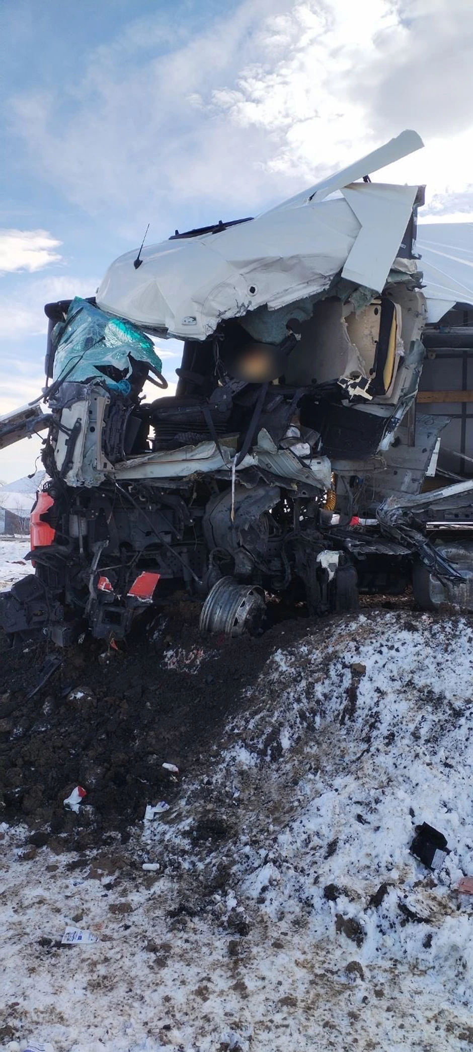 Sudar autobusa i kamiona kod Kraljeva