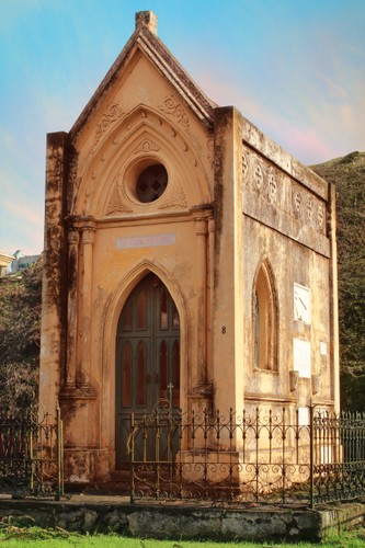 Zabutkowy nagrobek na cmentarzu w mieście Gwatemala