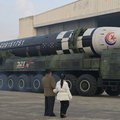 Korea Północna przeprowadza serię prób rakietowych. Korea Południowa mówi o opcji nuklearnej