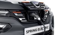 Dacia Spring Electric ujawniona. Oto najtańszy samochód elektryczny