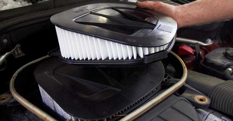 W BMW, Audi czy Mercedesie jeden 
filtr potrafi kosztować tyle,
co wszystkie inne razem wzięte 
w „zwykłym” kompakcie! 