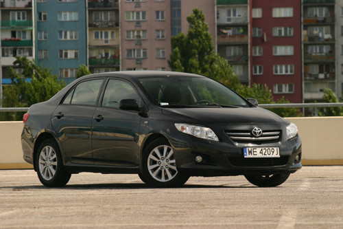 Corolla czy Auris - Który lepszy: Sedan czy hatchback?