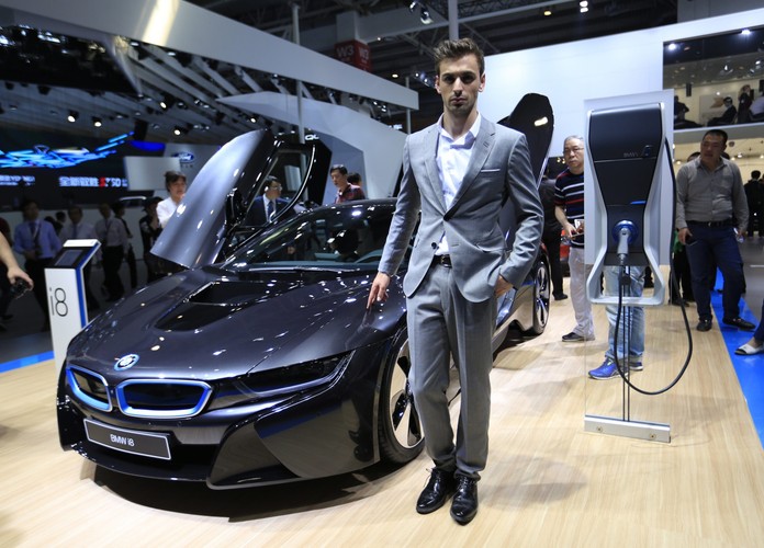 BMW i8 plug-in hybrid