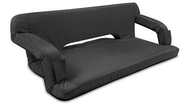 Wygodna sofa, którą zmieścisz w walizce. Serio!