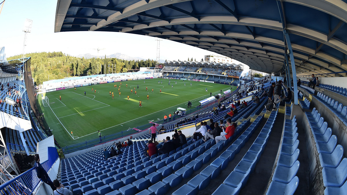 Czarnogóra pokonała na własnym boisku Kazachstan 5:0 (1:0) w meczu drugiej kolejki grupy E eliminacji do mistrzostw świata. Gospodarze byli drużyną zdecydowanie lepszą i zasłużenie wygrali po bramkach Zarko Tomasevicia, Nikoli Vukcevicia, Stevana Joveticia, Fatosa Beciraja i Damira Kojasevicia.