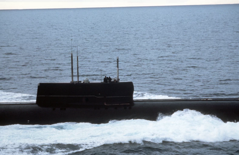 Na zdjęciu okręt podwodny typu Kanczar w 1983 r.