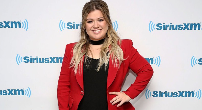 ___6948583___https:______static.pulse.com.gh___webservice___escenic___binary___6948583___2017___7___5___20___kelly-clarkson-fat-shaming