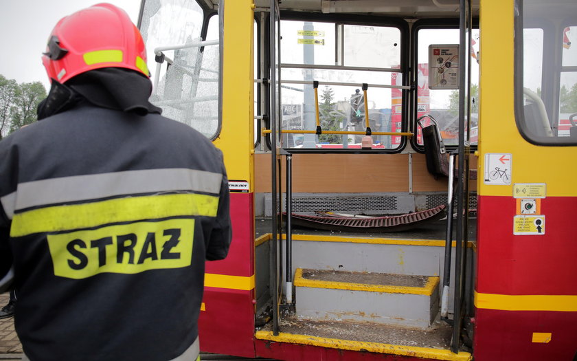 Katastrofa w Łodzi. Wykolejenie tramwaju MPK. Są ranni