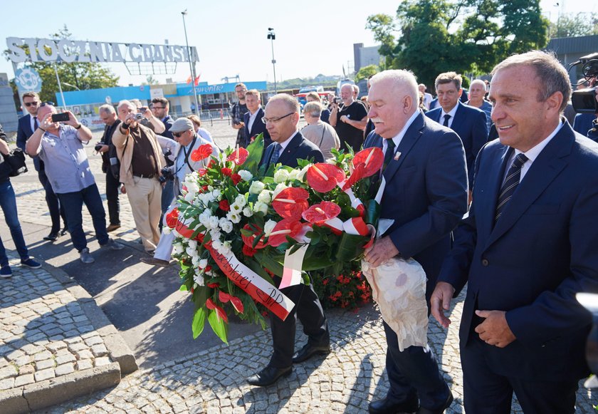 Wałęsa poda rękę Kaczyńskiemu. Stawia jeden warunek