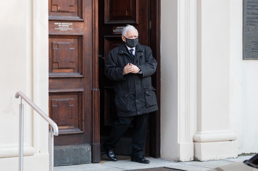 Prezes PiS nie zapomniał o mszy świętej