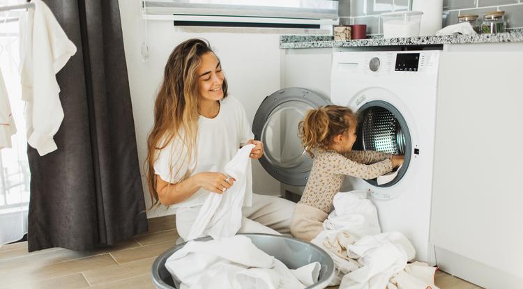 Kapszulák, mosóporok és folyékony mosószerek - vajon melyik a jobb? Fotó: Getty Images