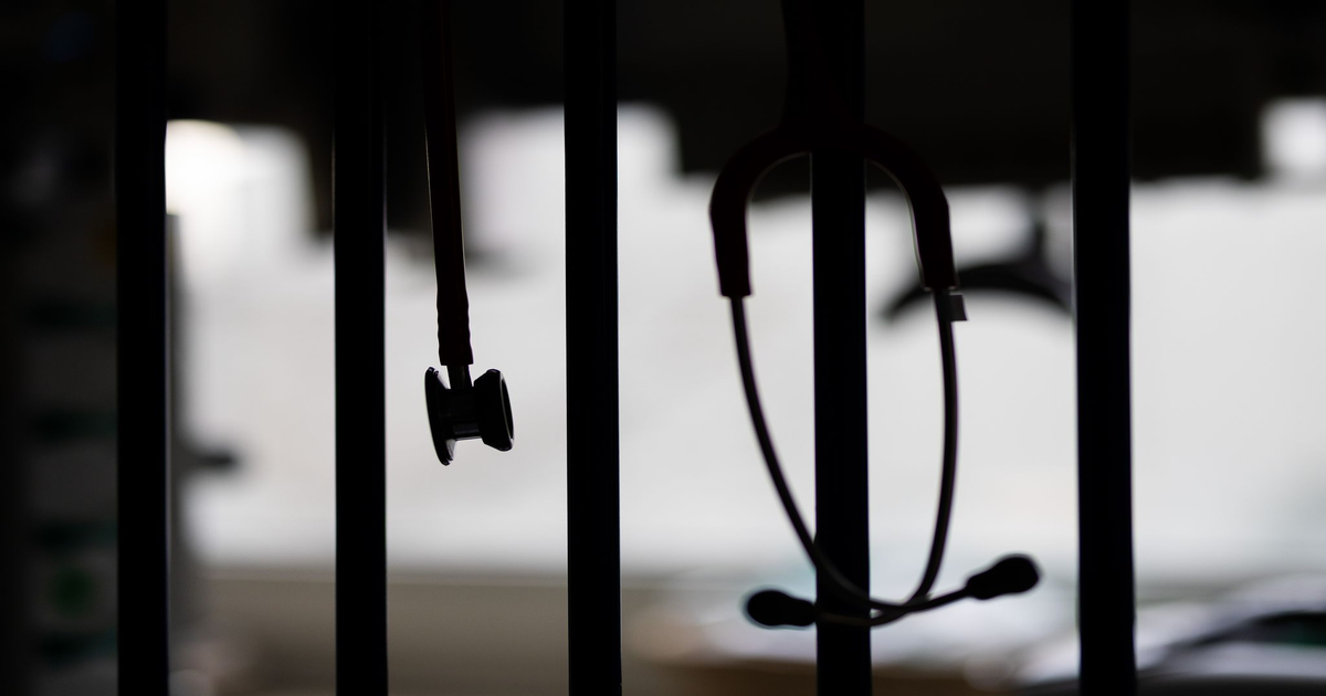 Bundesverfassungsgericht entscheidet über Triage - 14 Ärzte klagen