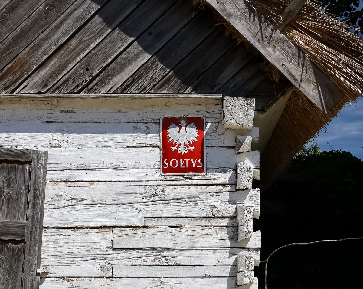 Warunkiem poboru podatków i opłat przez sołtysa jest jednak zarządzenie poboru w tej formie przez radę gminy