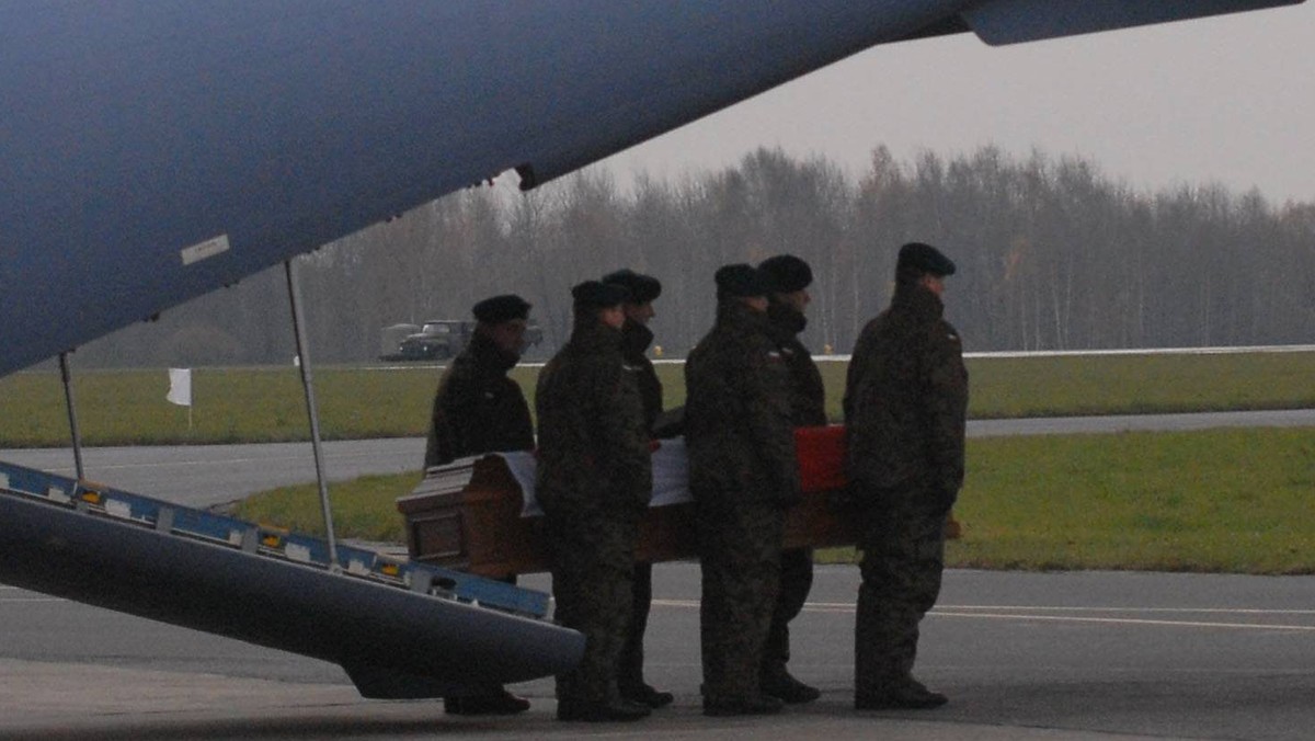 Ekspert od materiałów wybuchowych zginął nagle w Kazachstanie. Okoliczności zgonu bada już prokuratura. Jak pisze "Super Express", "nie można wykluczyć, że jego śmierć mogła nastąpić wskutek udziału innych osób".