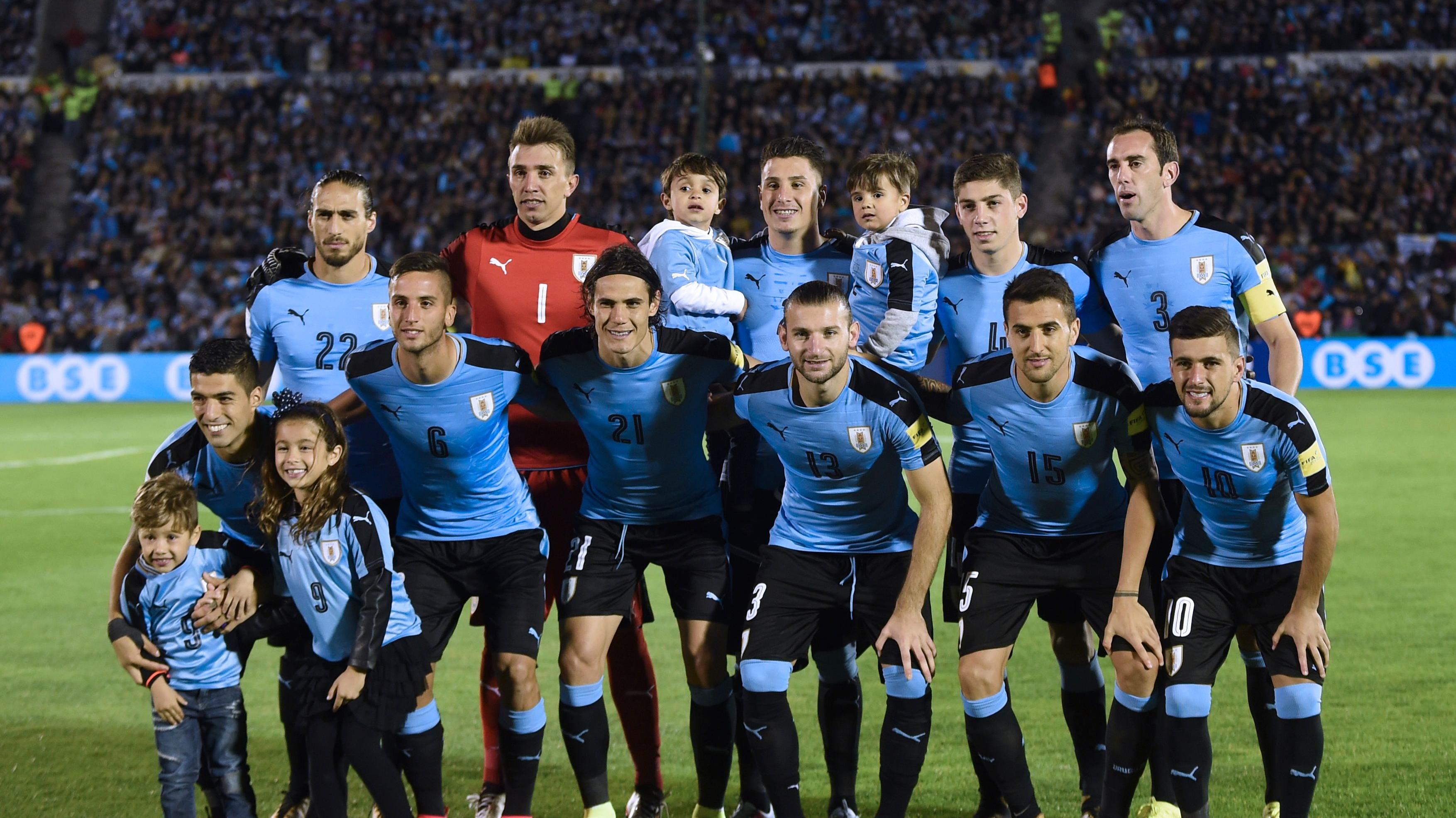 Polska - Urugwaj: piłka nożna naszych rywali pogrążona w skandalach - Piłka  nożna