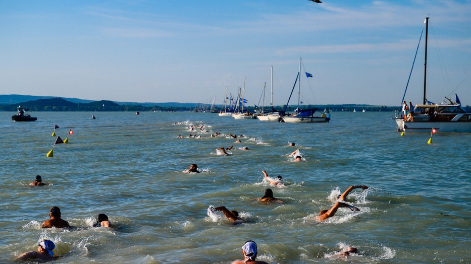 Egy Napig Felaron Utazhat A Balatonrevfulopre A 38 Lidl Balaton Atuszasra Blikk