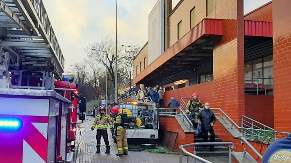 Ewakuacja sklepu Kaufland w Gorzowie