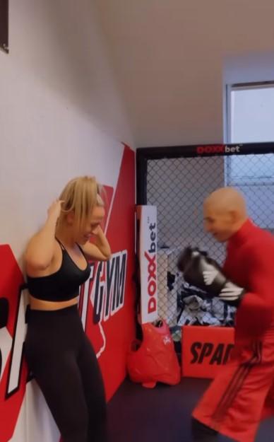 Fanúšikov Dominiky Mirgovej šokovalo video z jej tréningu.