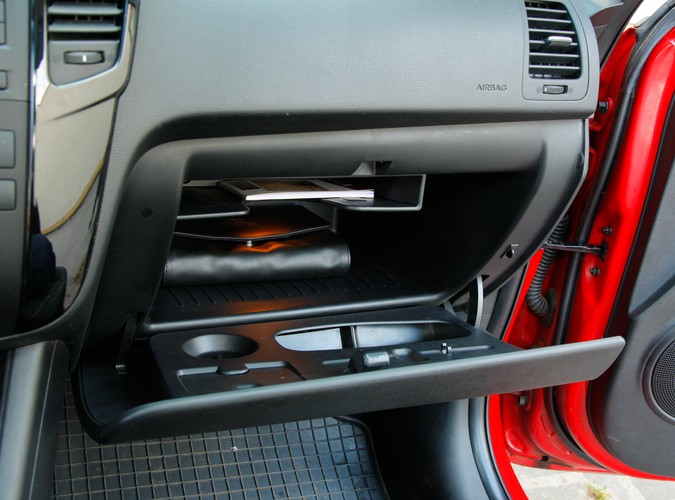 Kia Venga - Toyota niech się schowa