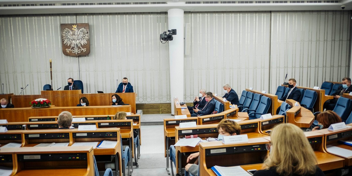 Senatorowie zaproponowali cięcia w budżecie na kwotę ponad 100 mln zł