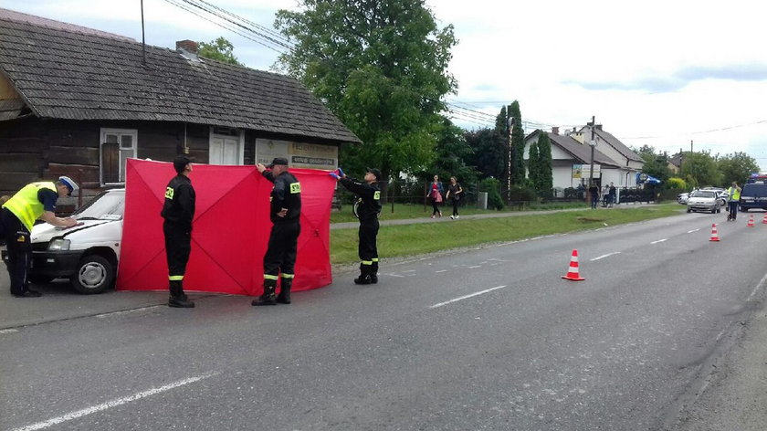 Wypadek w Gniewczynie Łańcuckiej. Zginął 9-letni chłopiec, potrącony przez dewoo tico