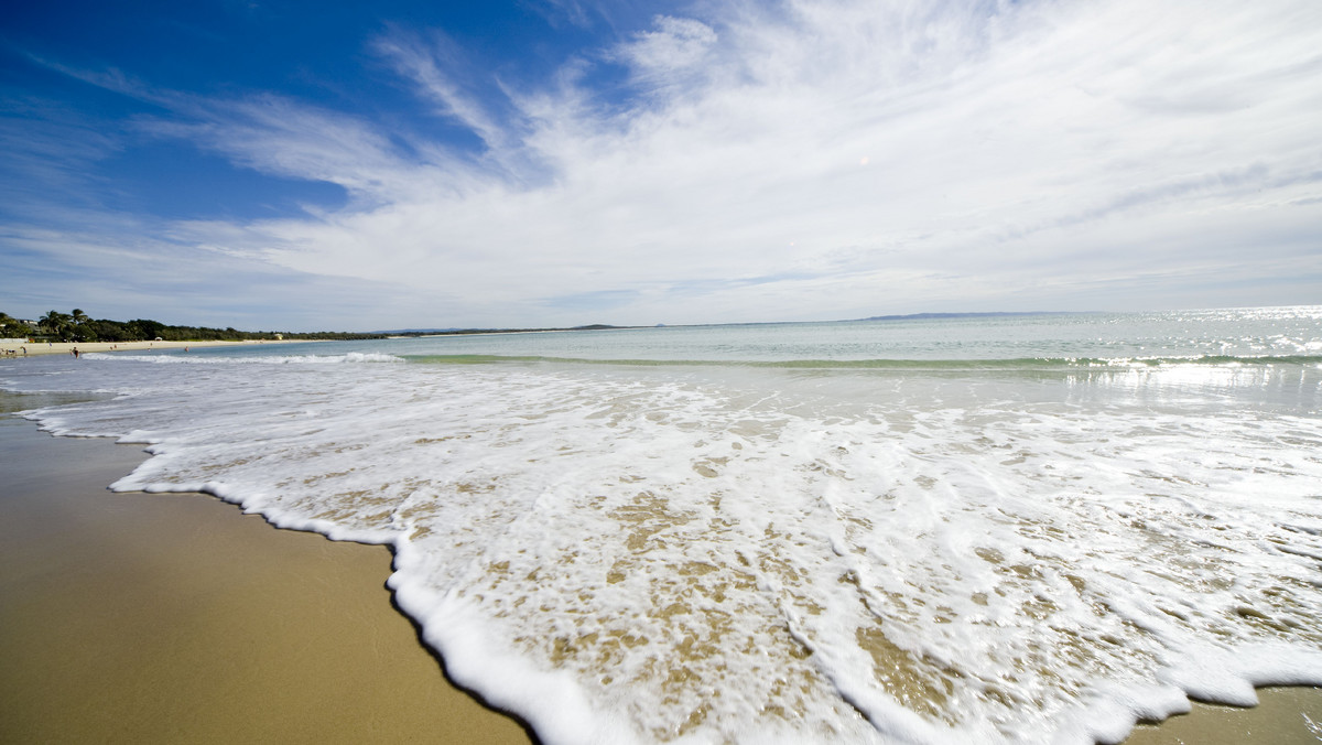 Ośrodek Noosa International Resort w stanie Queensland w Australii oferuje swoim klientom "rabat za deszczową pogodę". Turyści spędzający w kurorcie przynajmniej 2 noce w marcu lub kwietniu otrzymają 20 proc. zniżkę za każdy dzień pobytu, w którym spadło min. 5 mm deszczu.