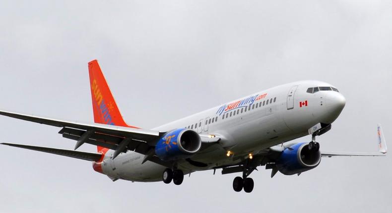 Sunwing Airlines Boeing 737-800.