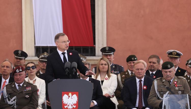 Prezydent: CBA zmieniło polską mentalność, przeżartą korupcją