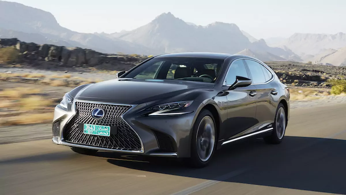 Lexus 500h – pierwsze jazdy