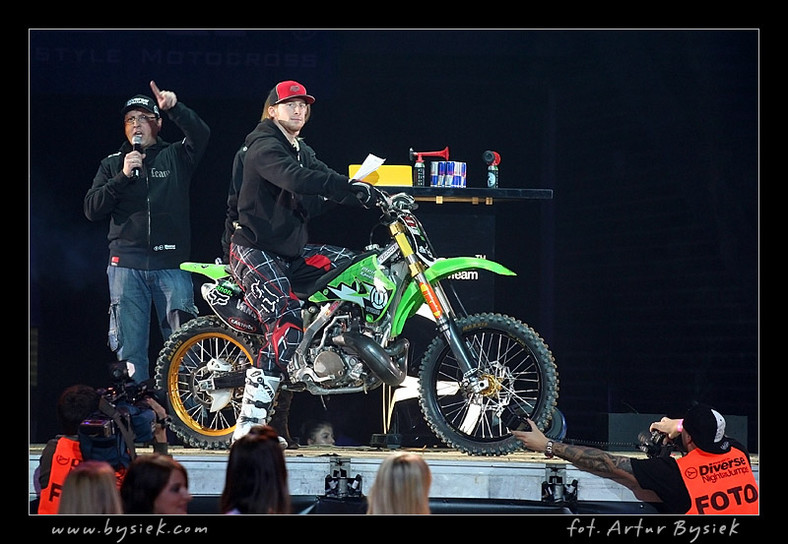 DIVERSE Night of the Jumps - fotografował Artur Bysiek