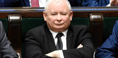 Onet: Kaczyński zarządził mobilizację w PiS. Chce zmienić prawo