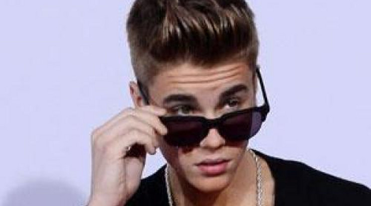 Halálra gázolták Justin Bieber lesifotósát