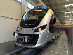 Jadą nowe pociągi. Impuls kolejowy dla Krakowa i Opola [ZDJĘCIA]