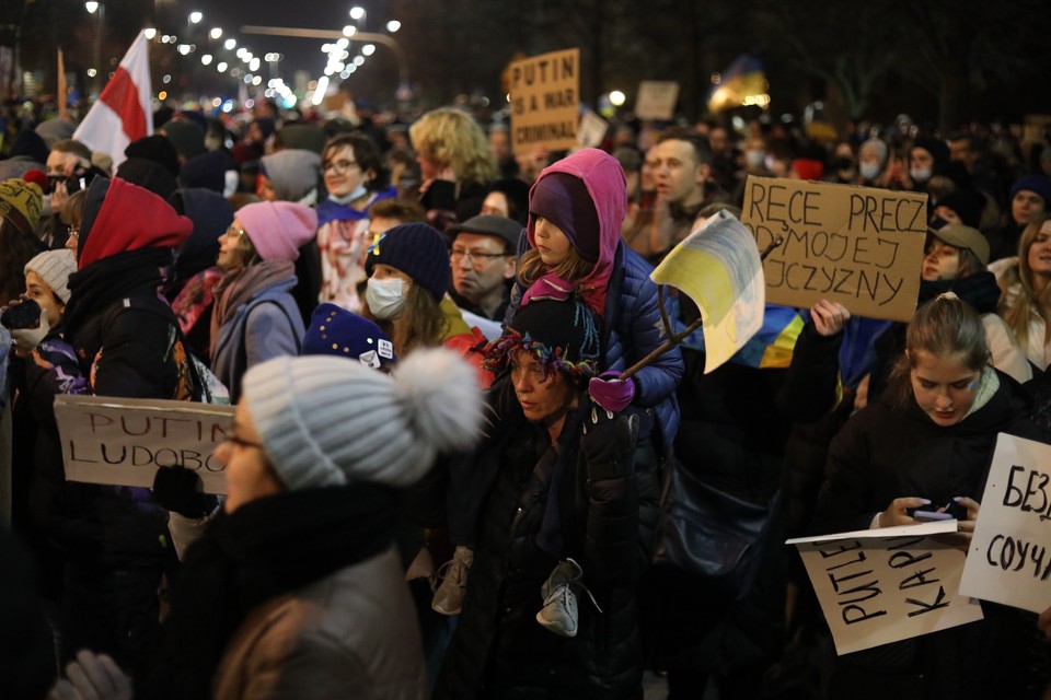 Manifestacje solidarnościowe z Ukrainą w Warszawie, 25 lutego