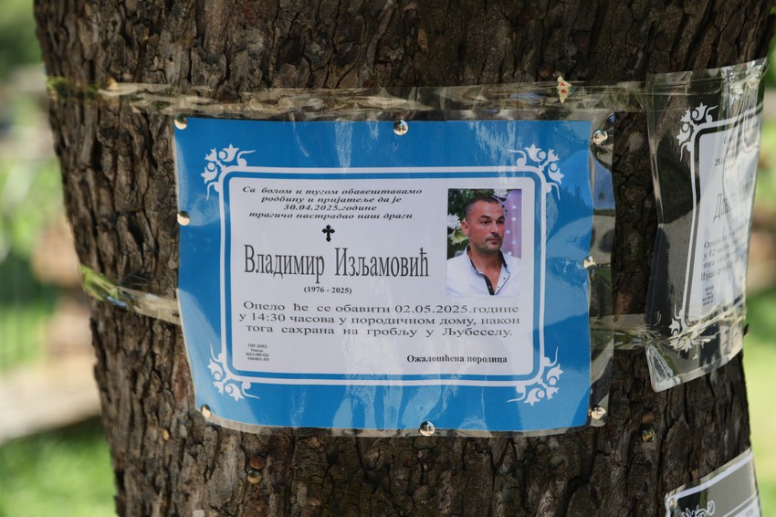 Umrlica za Vladimira Izljamovića