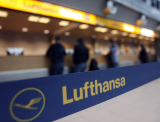 Lufthansa zawiesza od poniedziałku loty do Kijowa i Odessy