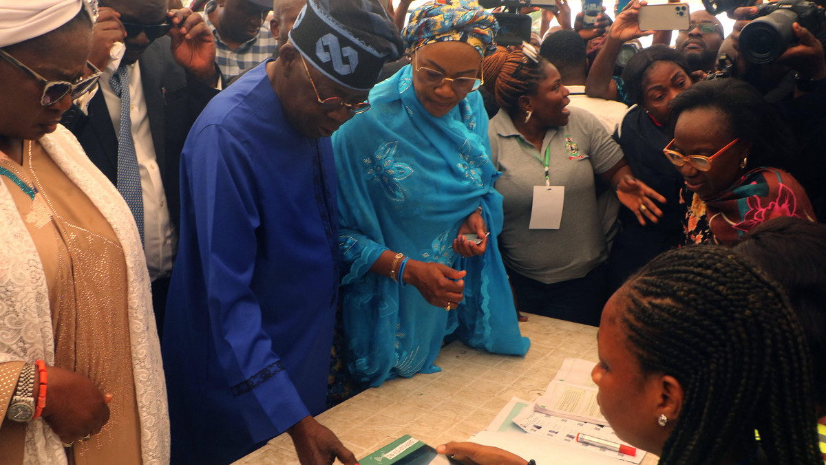 Nigeria. Wybory prezydenckie. Bola Tinubu ogłoszony zwycięzcą