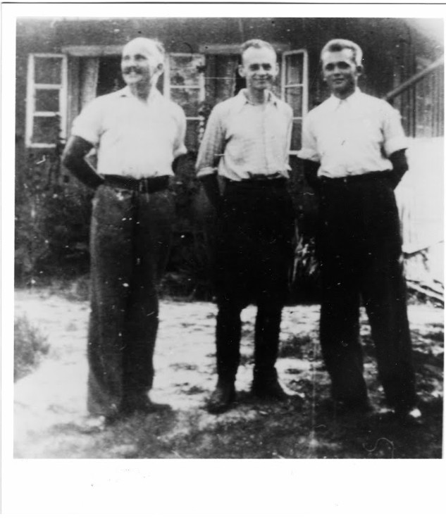 Jan Redzej, Witold Pilecki, Edward Ciesielski - grupa, która uciekła z obozu w nocy z 26 na 27 kwietnia 1943 r.