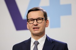 Morawiecki w niemieckich mediach krytykuje Merkel za rozmowy z Łukaszenką