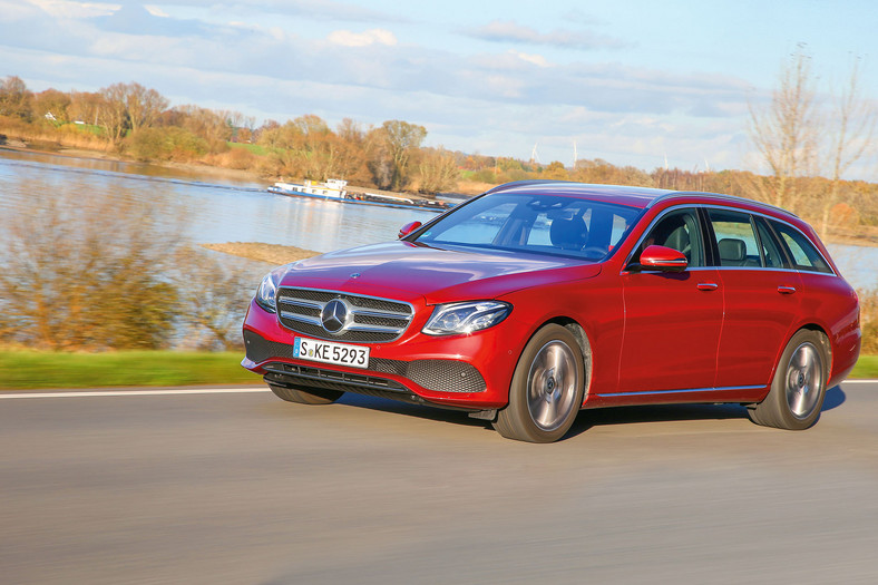 Używany Mercedes klasy E 220 d T - test 100 000 km zaliczony na piątkę