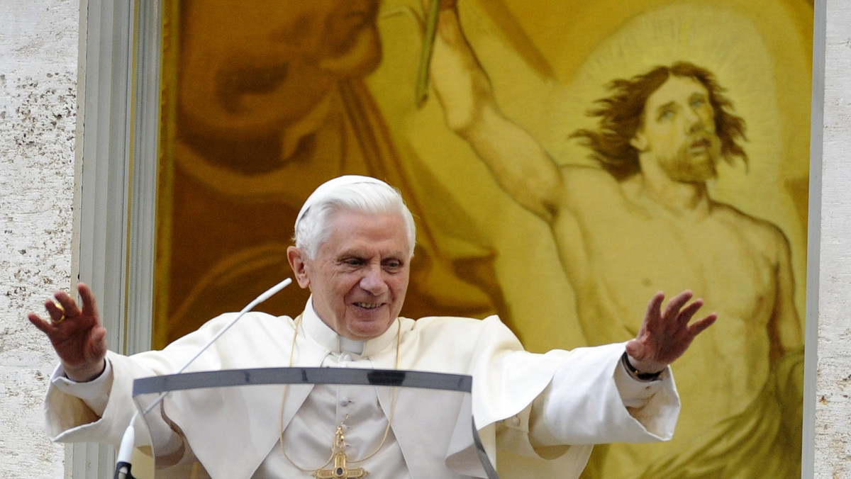 Benedykt XVI powiedział dzisiaj, że "dramat seksualności" wynika z tego, że "pozostaje ona zamknięta w ciasnym kręgu ciała i uczuciowości". Papież mówił o tym w przemówieniu do delegacji Papieskiego Instytutu Jana Pawła II do Studiów nad Małżeństwem i Rodziną.