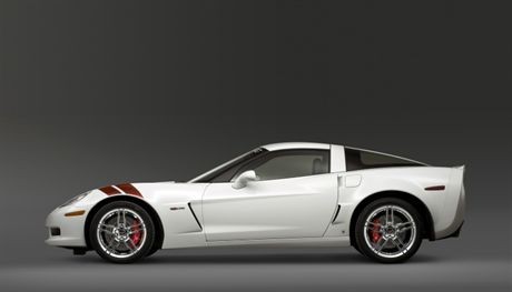The Ron Fellows ALMS GT1 Champion Corvette Z06 in Arctic White. The special edition recognizes the contributions of  Ron Fellows, Corvette racecar driver, to the remarkable success of the Corvette Racing team in the American Le Mans Series and the 24 Hours of Le Mans race in France. X07CH_CR026  (United States)