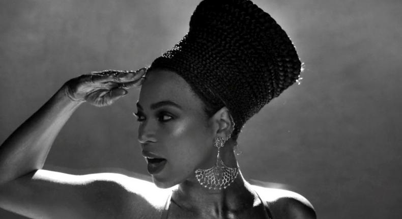 La couronne tressée portée par Beyoncé