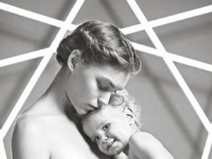 18+ Vallásos áhitat és vetkőzés