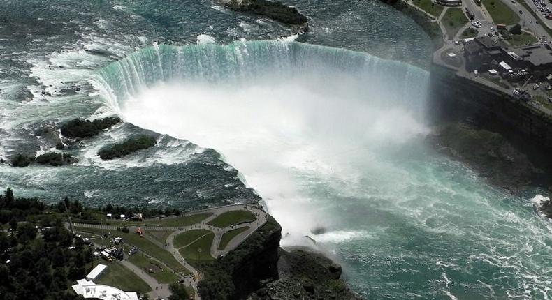 According to local authorities Jones had tried going over the 167-foot (51-meter) high falls -- which straddle the border between Canada and the United States -- on April 19